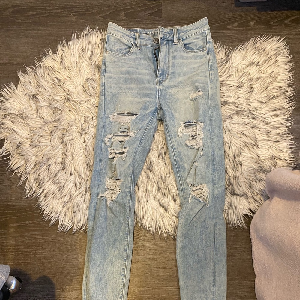 American Eagle Women’s Ripped Jeans
